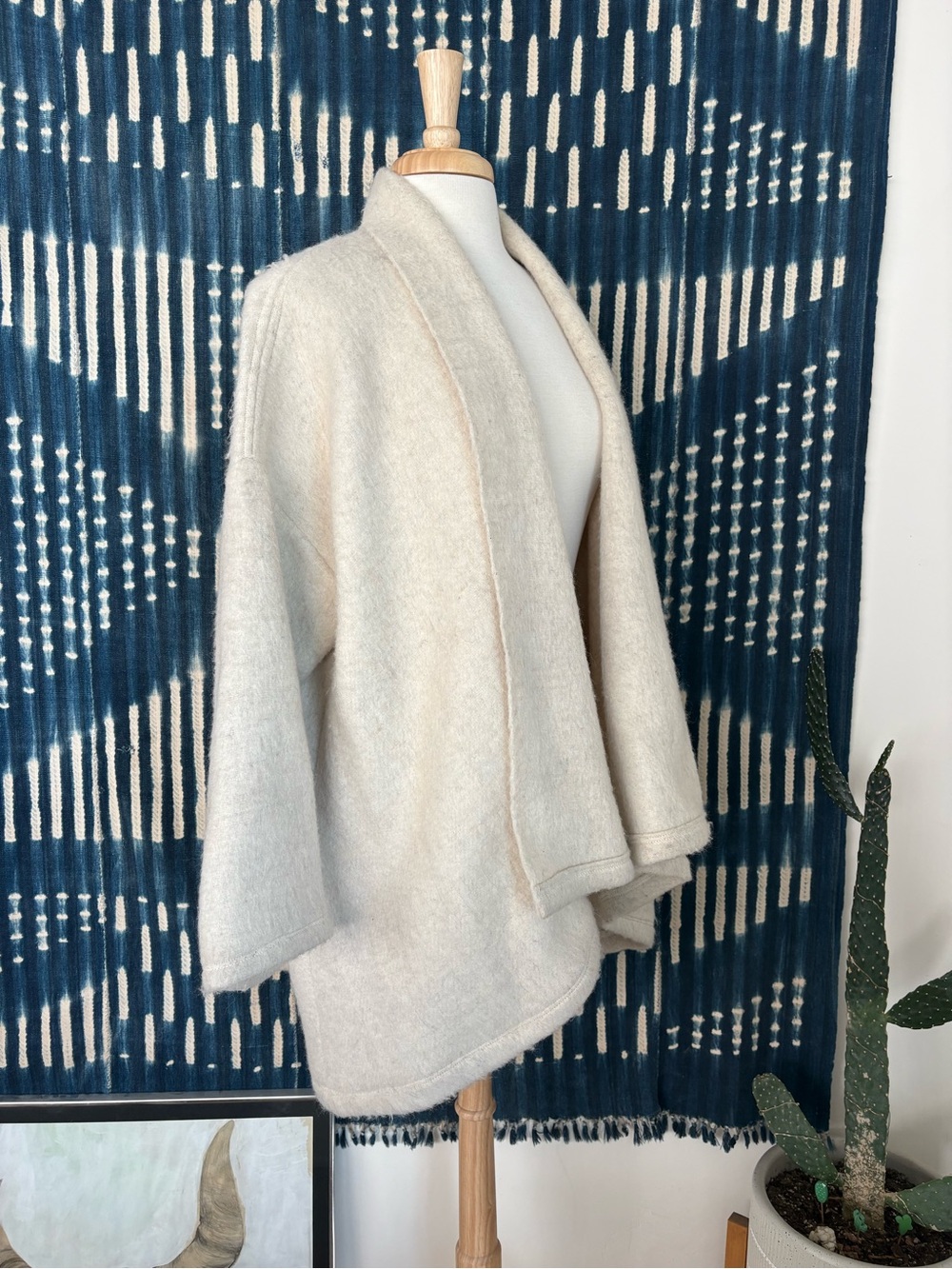 Vintage 100% Wool Western Cream Peacoat Coat S
